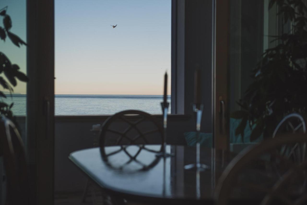 Villa Lilla Sulla Spiaggia Di San Vincenzo Luxury Exteriér fotografie
